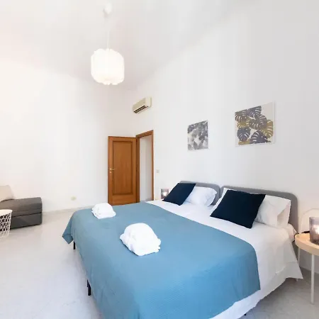 The Rent - Lovely Two-bedroom Near Termini Station 罗马